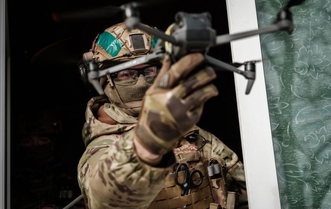 Ukrayna Milli Qvardiyası Rusiya dronları ilə hava döyüşünü nümayiş etdirib - VİDEO Ukrayna Milli Qvardiyası Rusiya dronları ilə hava döyüşünü nümayiş etdirib - VİDEO