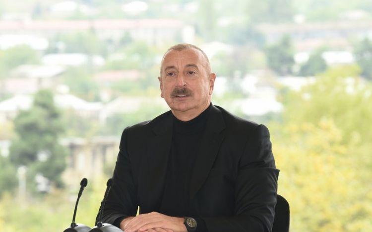 İlham Əliyev Ağdamda tikinti işləri ilə tanış olub