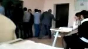 Şagirdi döydüyü iddia edilən müəllim: "Vəziyyəti izah etmək üçün heç kəsi tapa bilmədim" Şagirdi döydüyü iddia edilən müəllim: "Vəziyyəti izah etmək üçün heç kəsi tapa bilmədim"