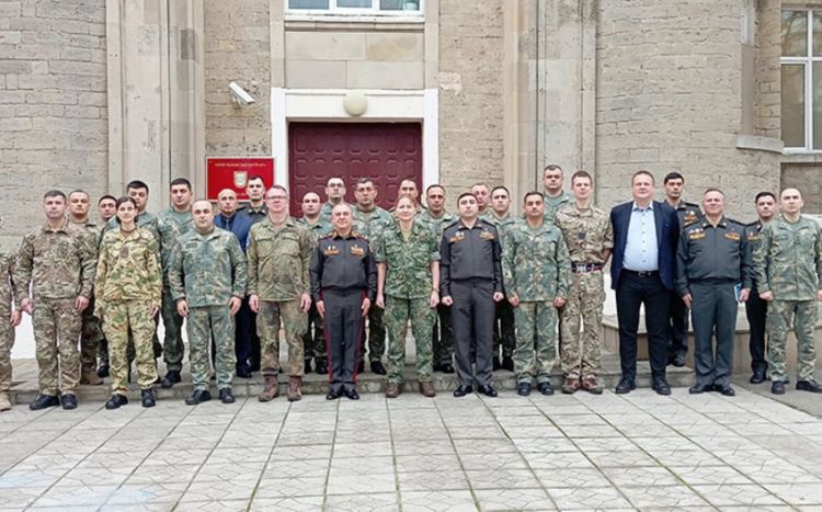 Bakıda NATO-nun mobil təlim qrupunun kursu keçirilir