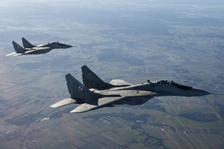 Polşa Rusiyanın hərbi fəallığı səbəbilə qırıcılarını havaya qaldırıb Polşa Rusiyanın hərbi fəallığı səbəbilə qırıcılarını havaya qaldırıb