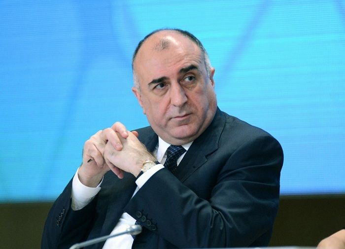 Elmar Məmmədyarov: "Adıma çıxan şirkəti tapan adama Ramazan hədiyyəsi edəcəyəm"