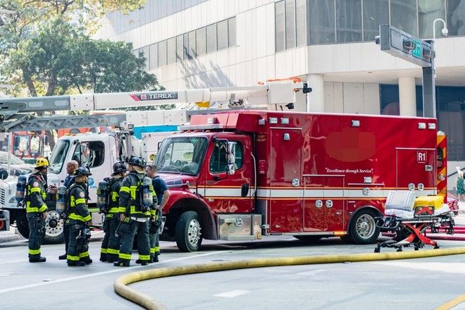 Floridada göyərtəsində insanların olduğu təyyarə qəzaya uğrayıb Floridada göyərtəsində insanların olduğu təyyarə qəzaya uğrayıb