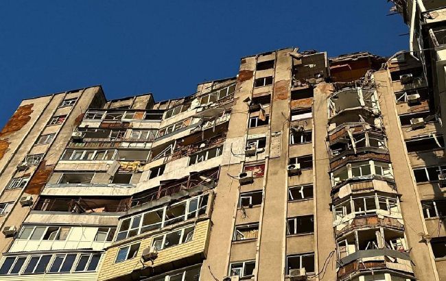 Rusiya “Şahed”lərlə Odessaya hücum etdi: Dron 16 mərtəbəli binaya düşdü - VİDEO - FOTO