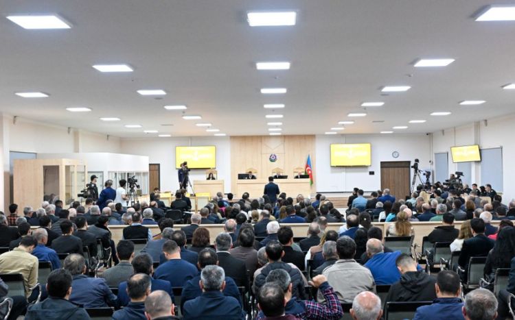 Ruben Vardanyanın məhkəməsində zərərçəkmiş şəxslər ifadə verib