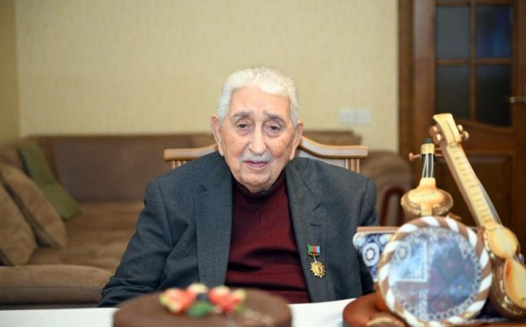 Arif Babayevə Heydər Əliyev Mükafatı verilib