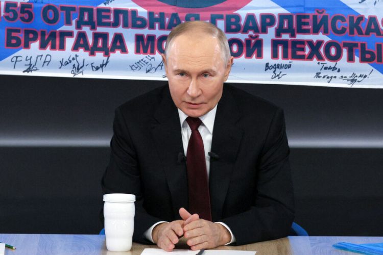 Putin MDB ölkələri, Gürcüstan və Moldovanın liderlərini təbrik edib