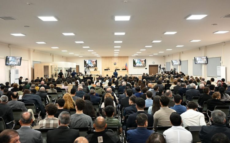 Məhkəmədə Kəlbəcərin işğalı zamanı əsir və girovlara işgəncələr verilməsi ilə bağlı ifadələr dinlənilib -  YENİLƏNİB