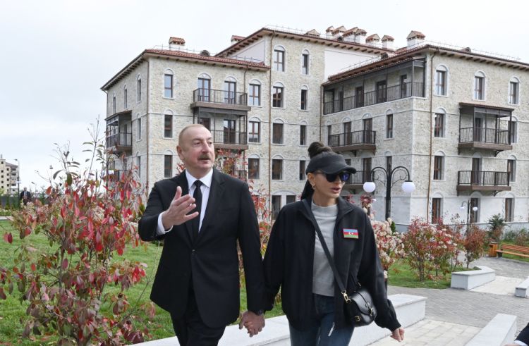 Şuşada 4-cü yaşayış kompleksinin təməli qoyulub
