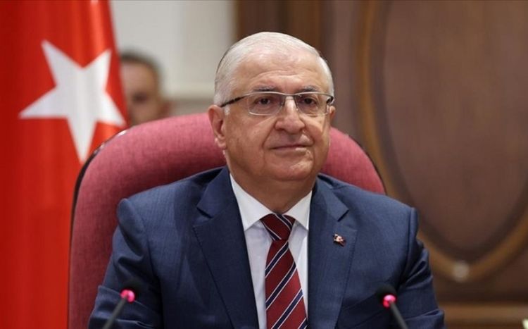 Yaşar Gülər Bakıda Zəfər parkını ziyarət edib