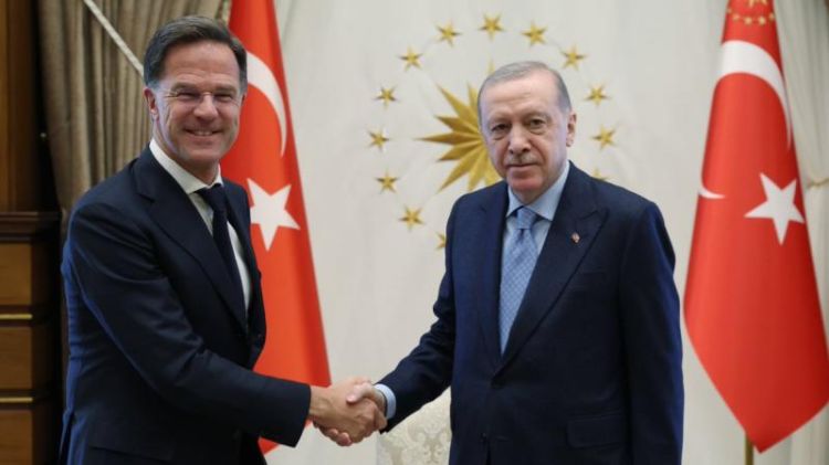 Prezident Ərdoğan NATO daxilində inanılmaz liderdir -  Rutte