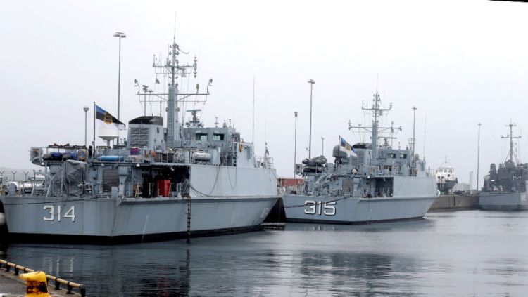 Finlandiya körfəzində üzən gəmi NATO aviasiyasını hərəkətə keçirib