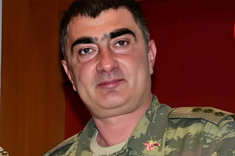 Maşınına od vuran hərbçi danışdı -  VİDEO