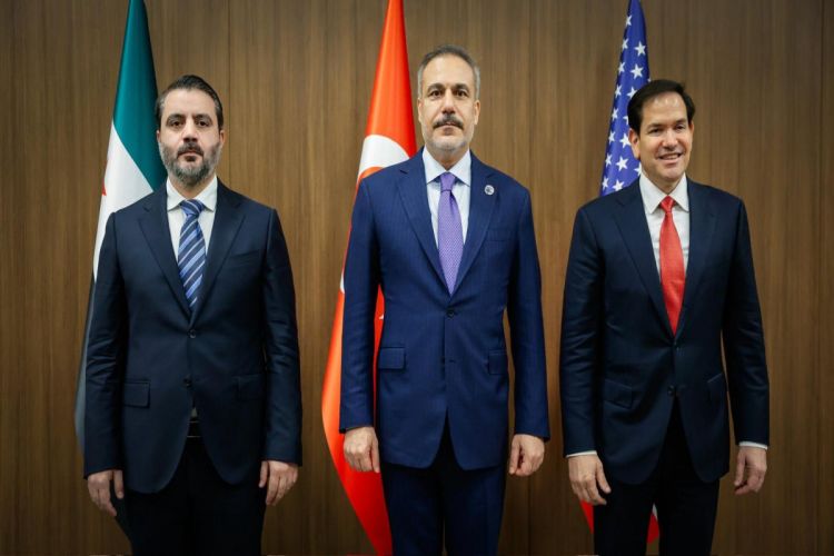 Türkiyə, ABŞ və Suriya XİN rəhbərlərinin görüşü olub