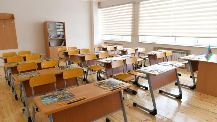 Bakıda iki məktəb direktoru nöqsanlara görə  işdən çıxarılıb