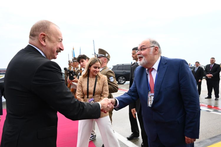 İlham Əliyevin Macarıstana işgüzar səfəri başa çatıb - FOTO