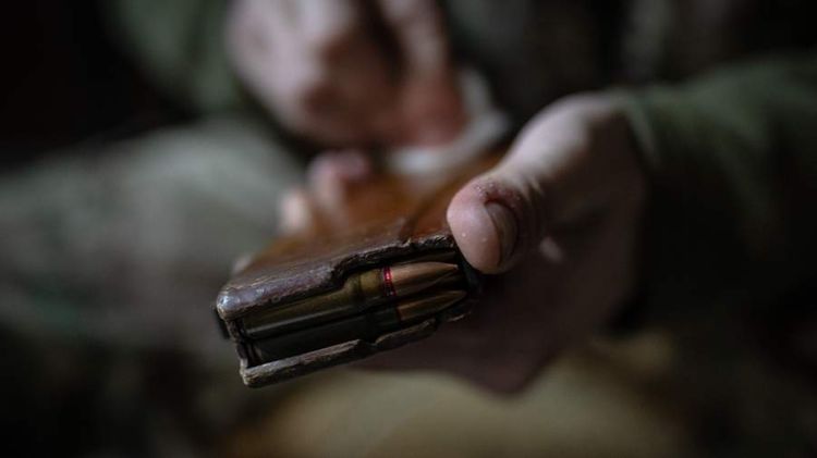 Xarkovda hərbi komissarlıq sərxoş əməkdaşı təhqir etdiyi üçün mağazanın yanında atəş açıb