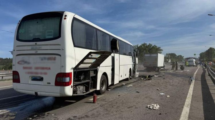 Rusiyada baş verən yol qəzasında 14 nəfər xəsarət alıb