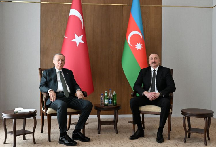 Laçında İlham Əliyevlə Rəcəb Tayyib Ərdoğanın təkbətək görüşü olub