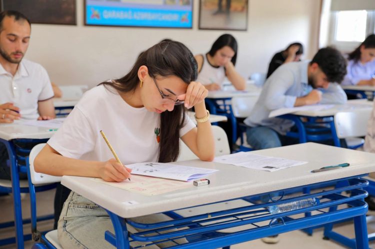 Həftəsonu qəbul imtahanı keçiriləcək