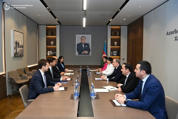 Ceyhun Bayramov Coşua Hakın rəhbərlik etdiyi nümayəndə heyətini qəbul edib