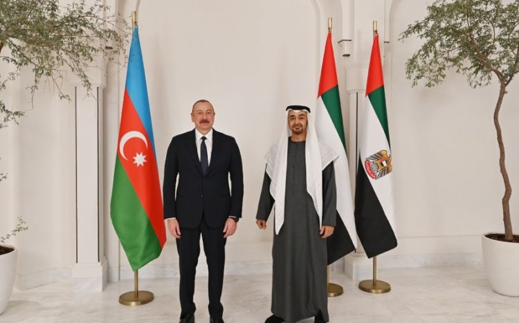 Azərbaycan lideri ilə BƏƏ Prezidenti arasında telefon danışığı olub