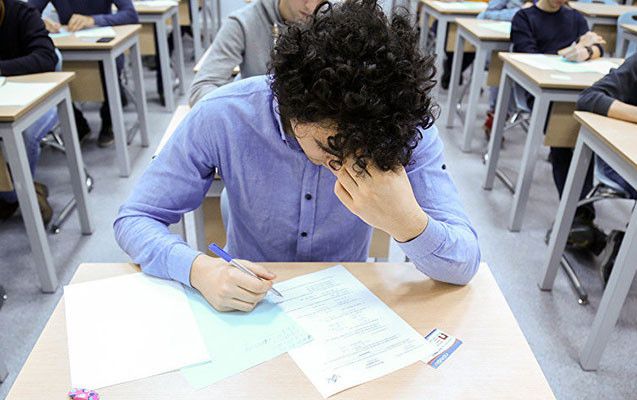 Sakinlər imtahanlarla bağlı narazılıqlarını açıqladılar: "Suallar məqsədli şəkildə çətin hazırlanıb" - VİDEO