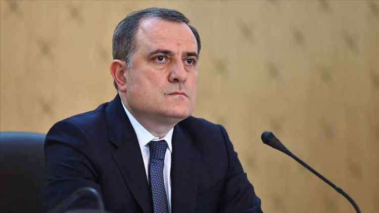 Ceyhun Bayramov Keniyaya yola düşüb