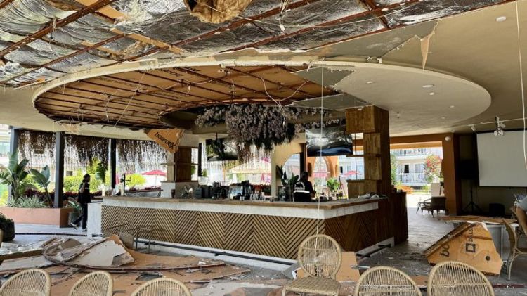 Türkiyədə restoranın tavanı çökdü: Yaralılar var