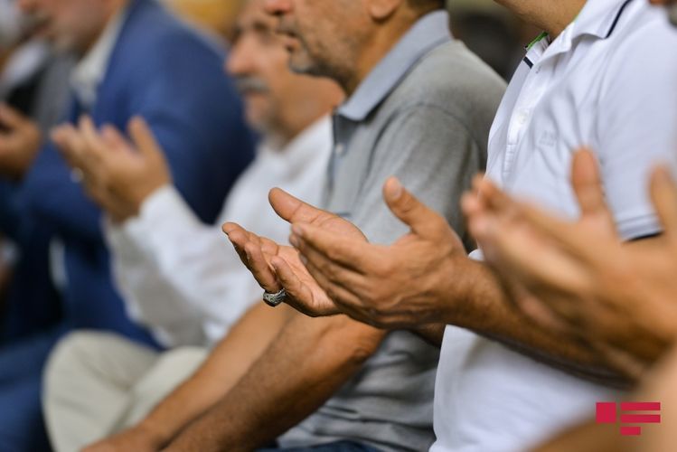 QMİ sədri Qurban bayramı namazının vaxtını açıqlayıb
