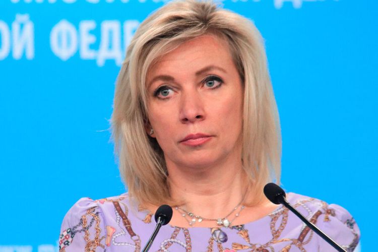 Zaxarova: "İlon Maskın atasına hədiyyəm var"