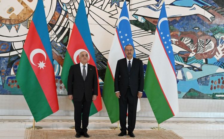 Daşkənddə Azərbaycan və Özbəkistan Baş nazirlərinin görüşü keçirilib