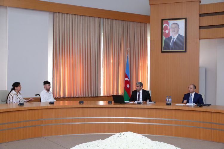 Nazir Anar Əliyev Zaqatalada vətəndaşları qəbul edib