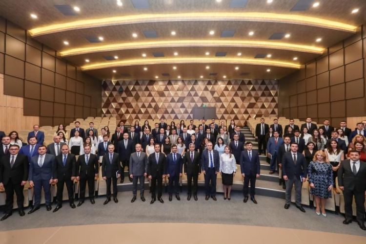 ƏƏSMN-də dövlət qulluğuna yeni qəbul olunan əməkdaşların andiçmə mərasimi keçirilib - FOTO