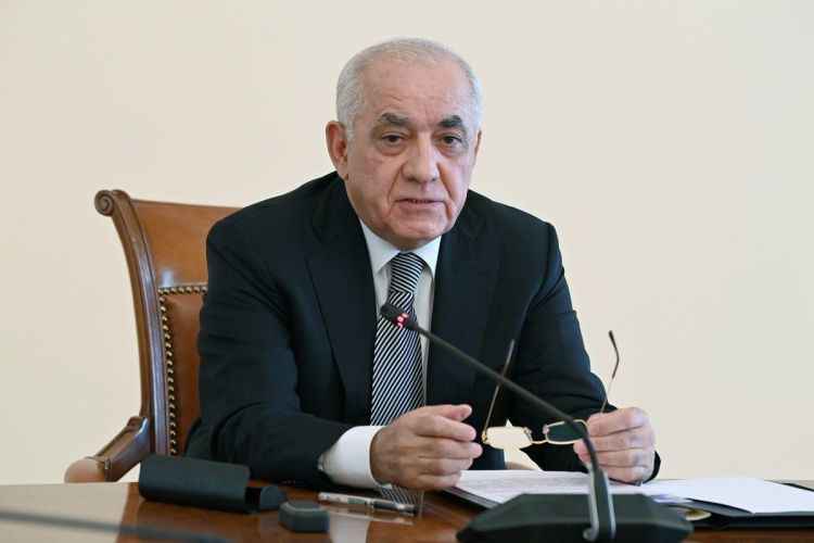 Baş nazir Əli Əsədov iclas keçirdi - FOTO