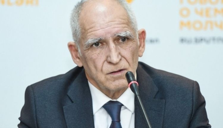 Təhsil eksperti Nadir İsrafilov vəfat edib