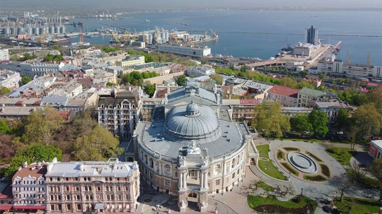 Peskov Odessa merinə şəhərin tarixini öyrənməyi tövsiyə edib