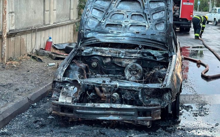 Sumqayıtda "Daewoo" avtomobili təmirdən sonra yanıb