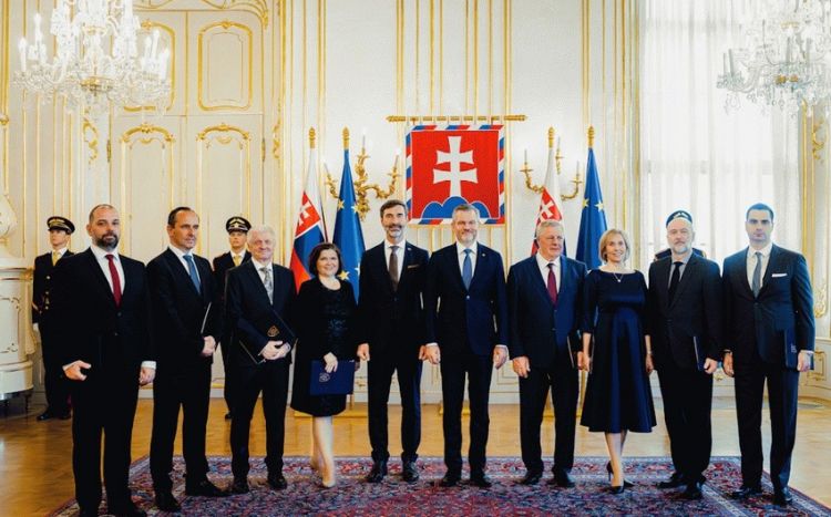 Slovakiya Elçin Qasımovu Bakıya səfir təyin edib