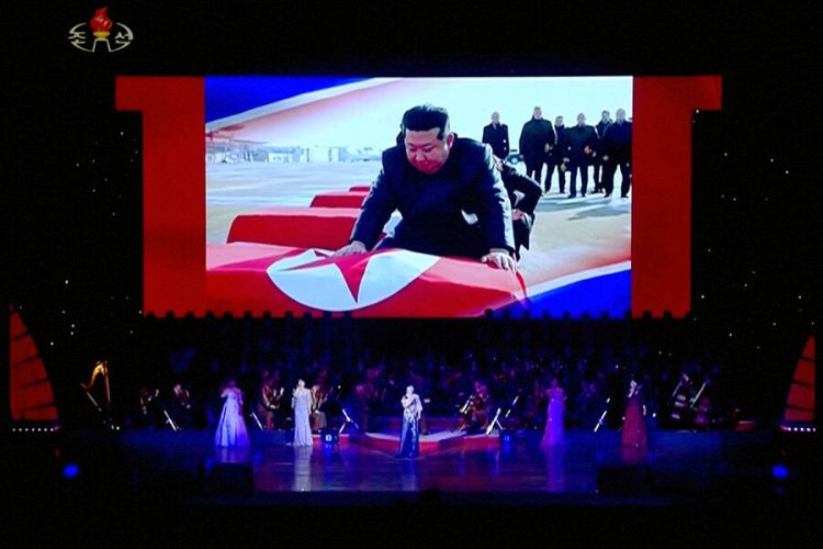 Kim Çen In Ukraynada həlak olan Şimali Koreya əsgərlərini yad edib