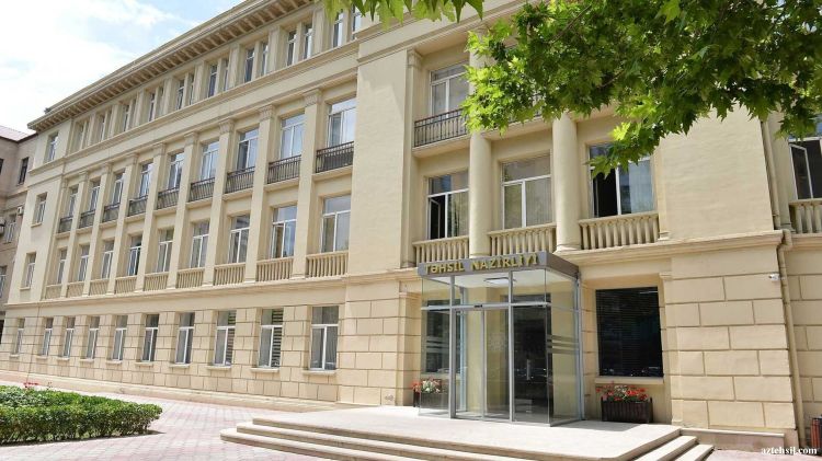 Nazirlik rus dilində tədrislə bağlı yayılan məlumatlara münasibət bildirib