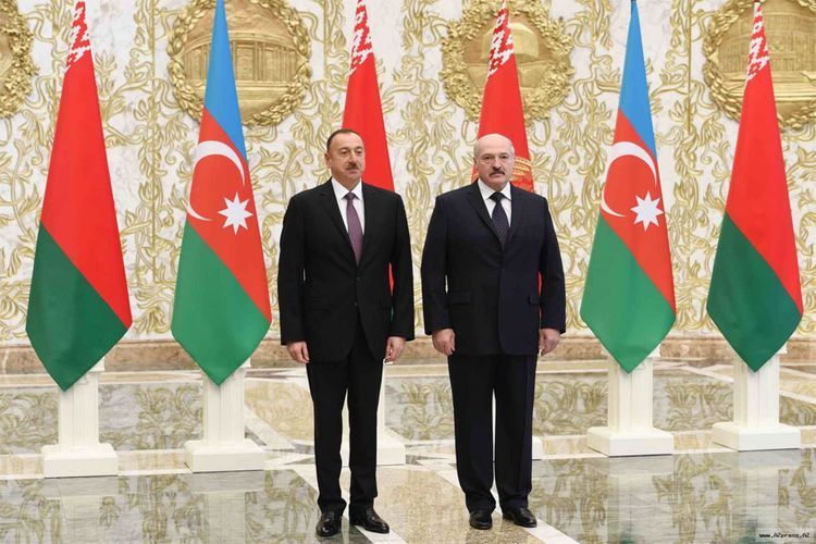 İlham Əliyev Lukaşenkonu təbrik edib