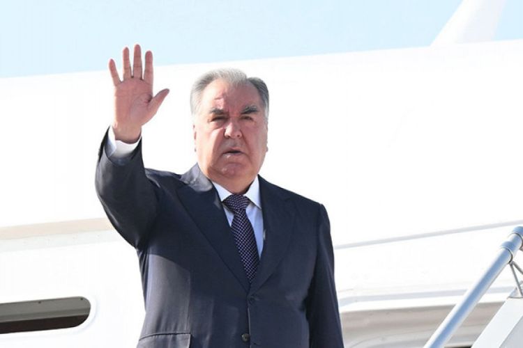 Tacikistan Prezidenti Azərbaycana səfərə gəlib