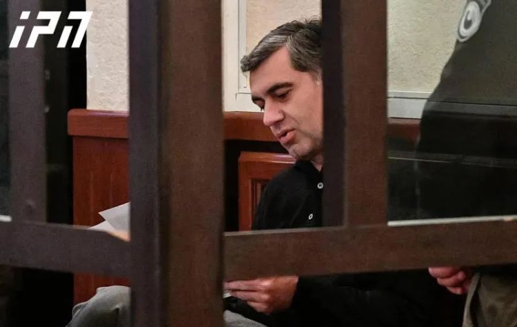 Gürcüstanın keçmiş müdafiə naziri azadlıqdan məhrum edilib