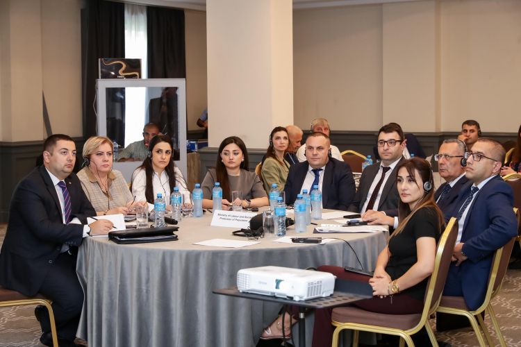 ƏƏSMN və BƏT-in birgə təşkilatçılığı ilə seminar keçirilib