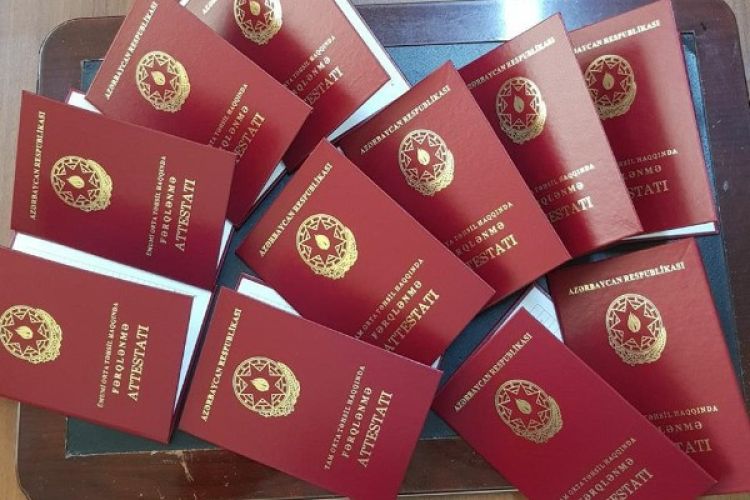 Xüsusi nümunəli attestatların verilməsi məsələsinə aydınlıq gətirilib