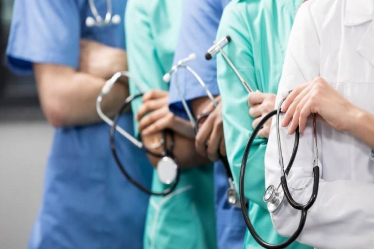 Həkimlərin və əczaçıların sertifikasiyası üçün yeni prosedur müəyyənləşib