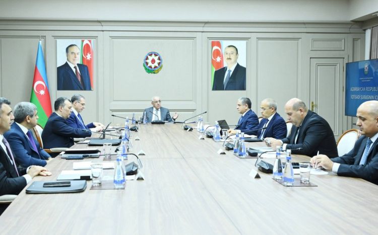 Gələn ilin büdcəsi İqtisadi Şuranın iclasında müzakirə olunub