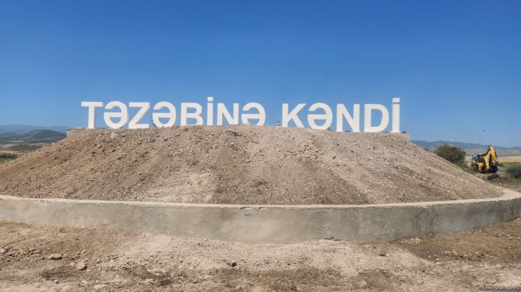 Xocalının Təzəbinə kəndi ilk sakinlərini qarşılayıb: 28 ailəyə evlərinin açarları təqdim olunub