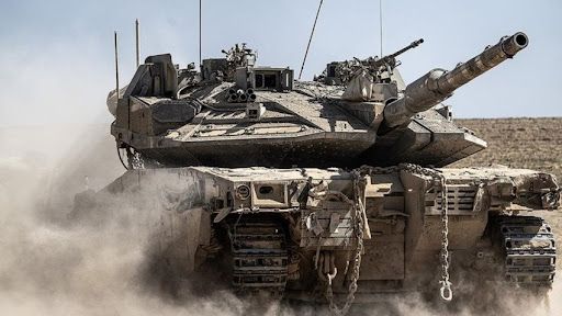 İsrail Suriyadakı tankları vurub
